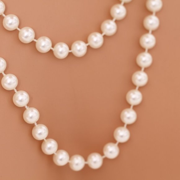 Bundle of Yellow, White and Ivory Necklaces - Picture 4 of 9